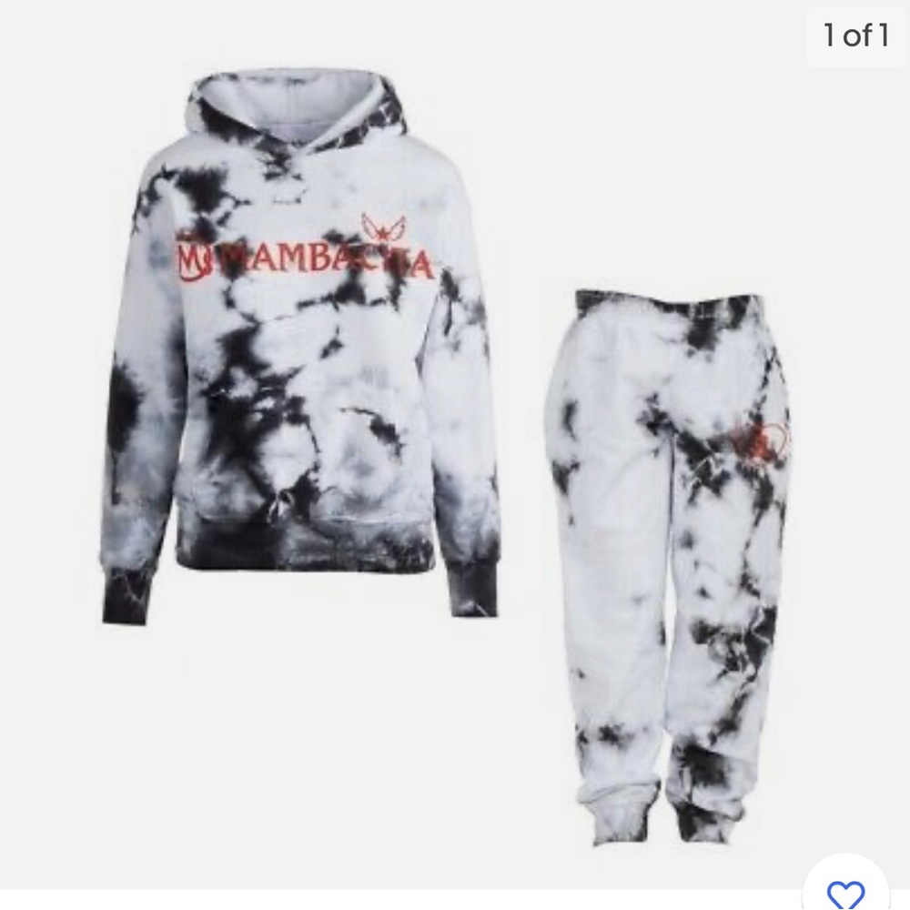 Mambacita unisex brand new 3-4 years
